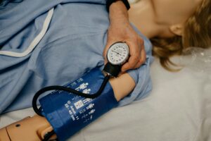 Image Blood pressure test assessment on medical mannequin